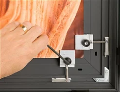 4’ X 7’ Wall Mount Holder With Hinged Edges, Stretching Clamps - Black -UZI Business Furniture Shop bgframebk.ra3 preview 1