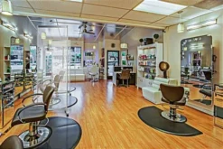 29.5 X 78.8 Floor Standing Sneeze Shield, Locking Wheels, Acrylic & Aluminum - Clear -UZI Business Furniture Shop smsfsmfb30.ra4 preview